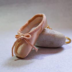Llavero de mini puntas de ballet